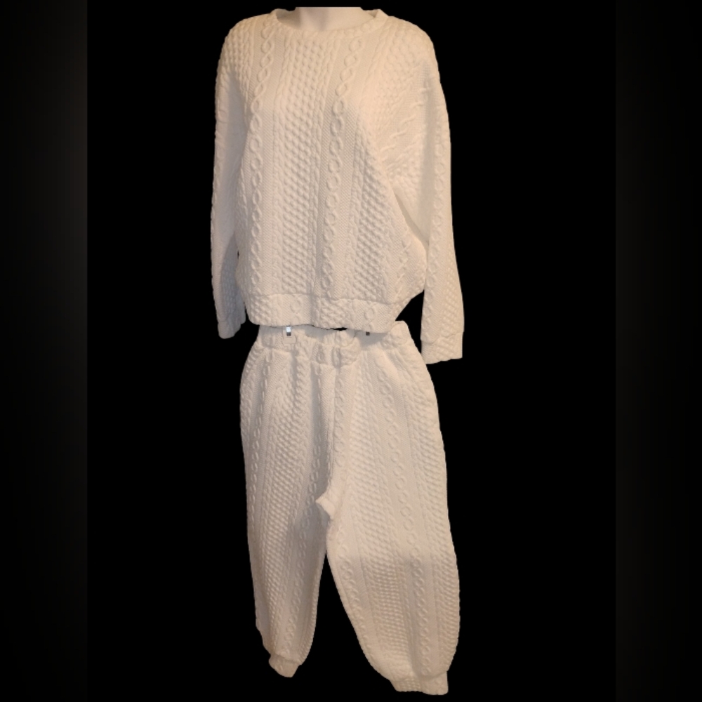 White Cable Knit Women's Jogger Set
